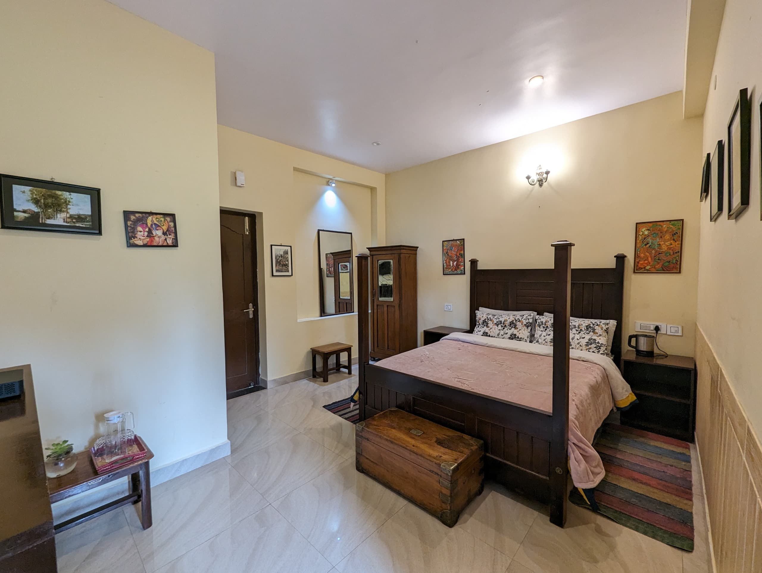 Peaceful Forest Canopy - Kerala Queen Room Photo 10