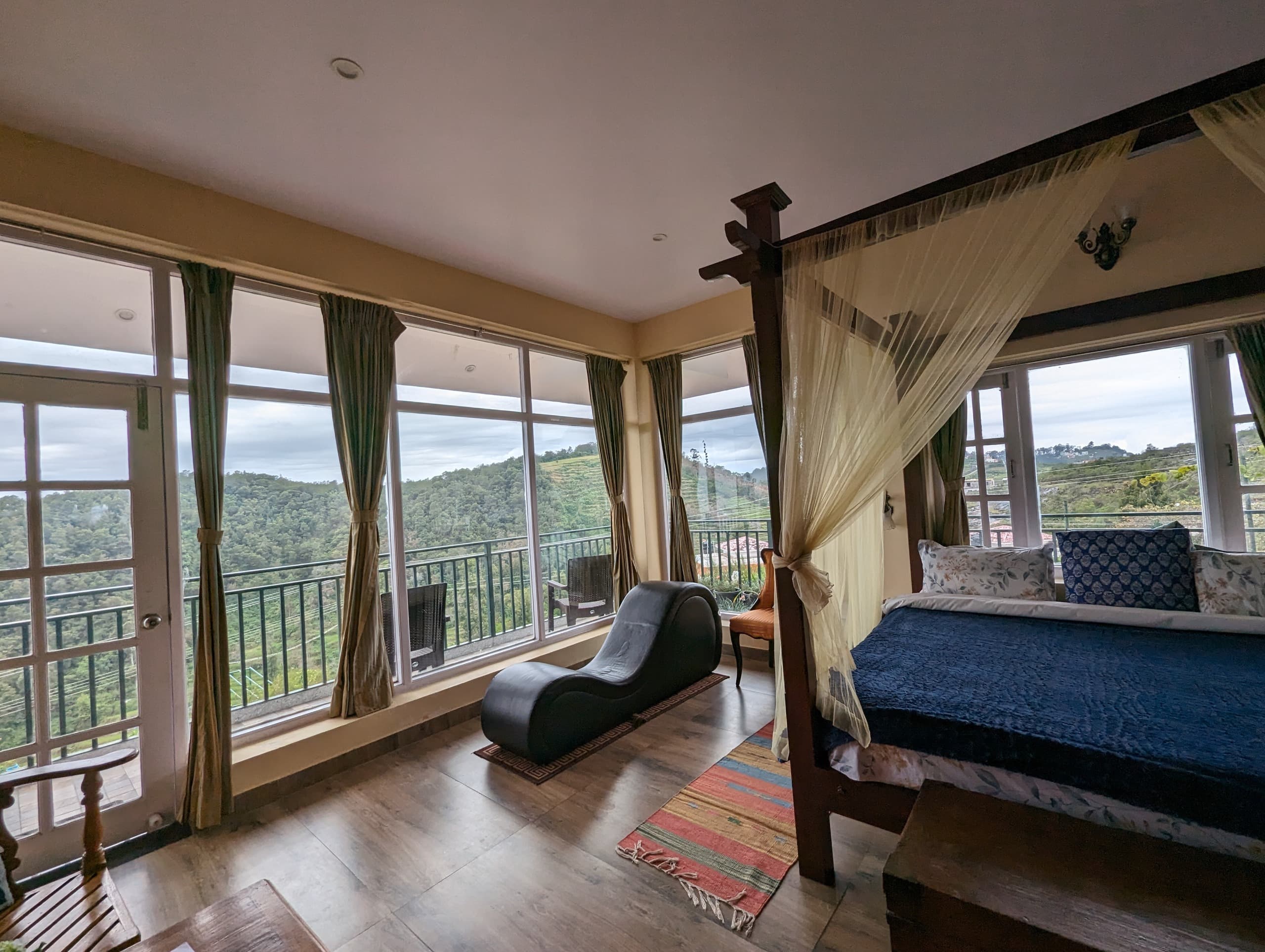 Twilight Mountain Charm - G4 Mountain View Room Photo 27