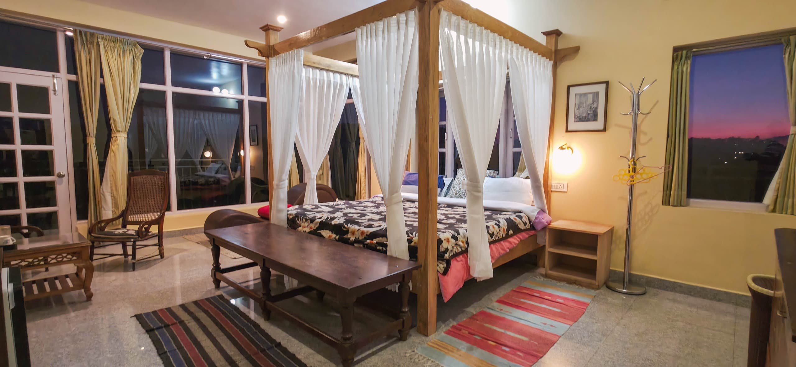 Sunset Love rooms - Image 11