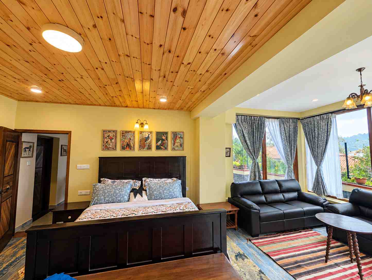 Spacious Living and Suite of 3 BedRoom Luxury Apartment - Cloudwalks® Kodaikanal