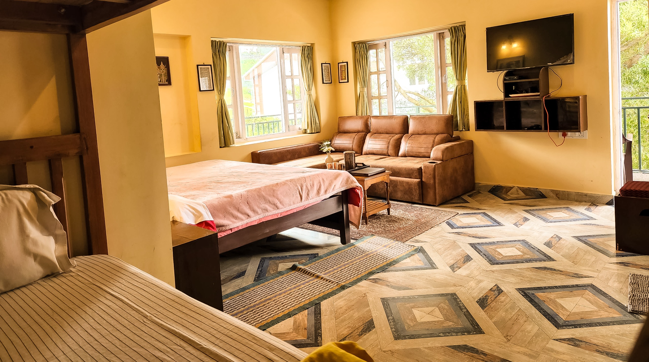 Family Room Multi-Bed Layout with Living Space - Cloudwalks®