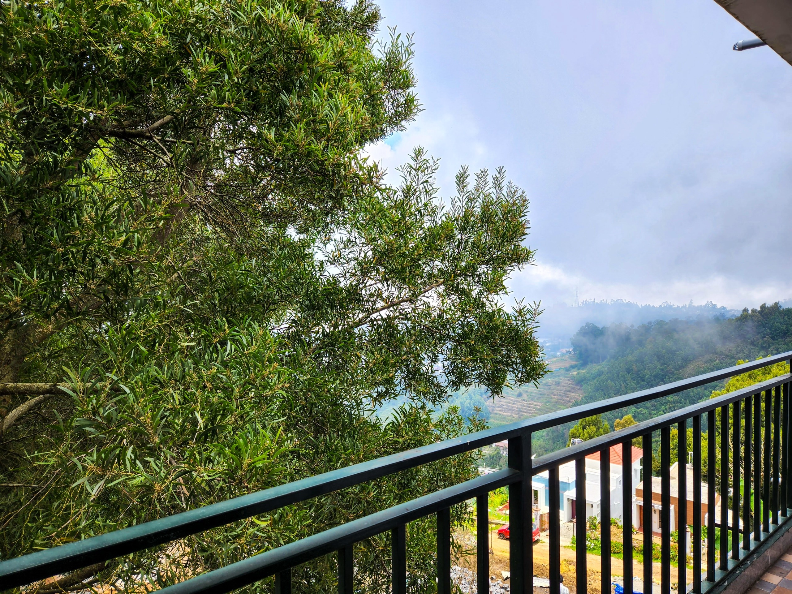 Private Balcony Mountain and Mist View from Family Room - Cloudwalks®